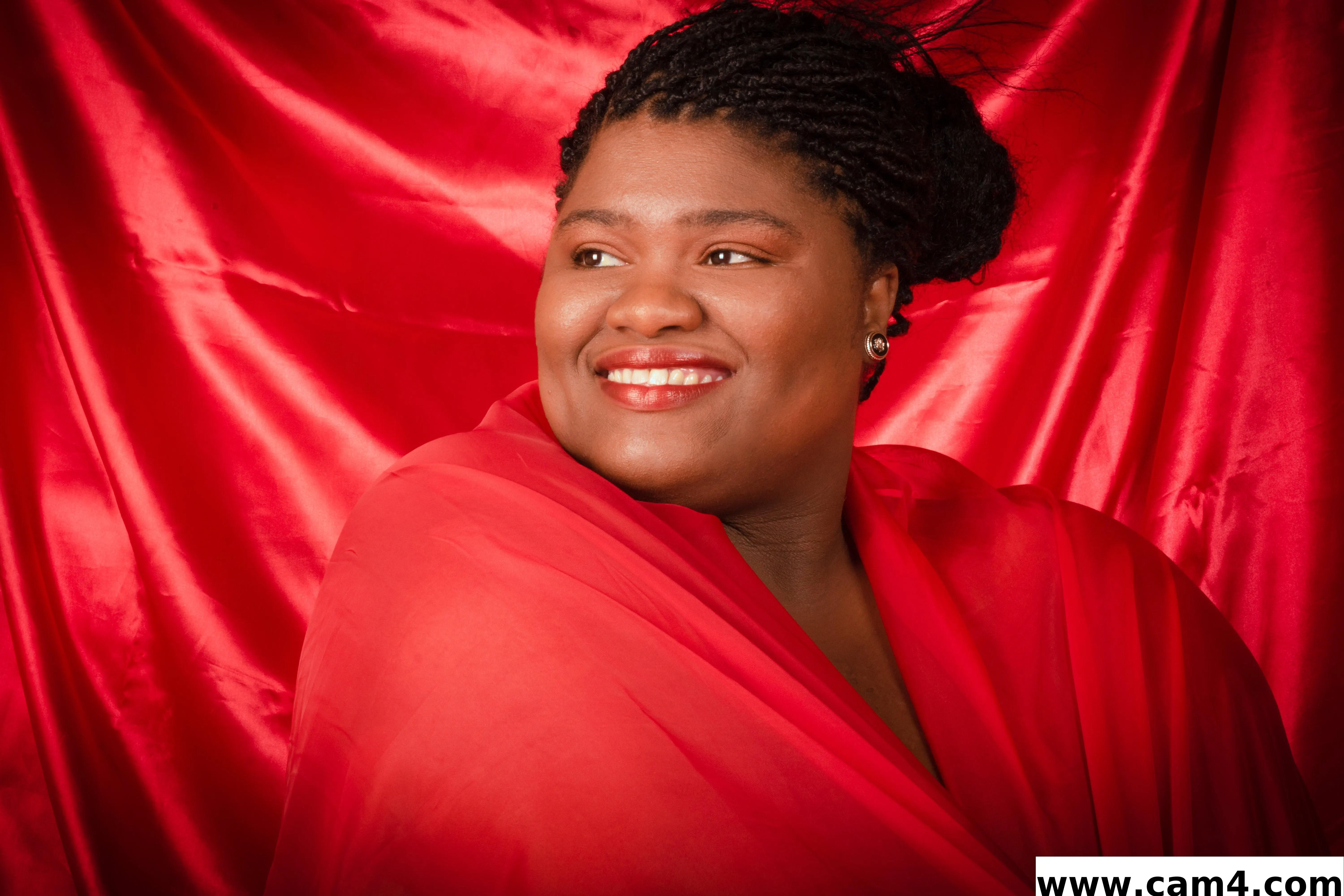 ebonny_mayara image 0